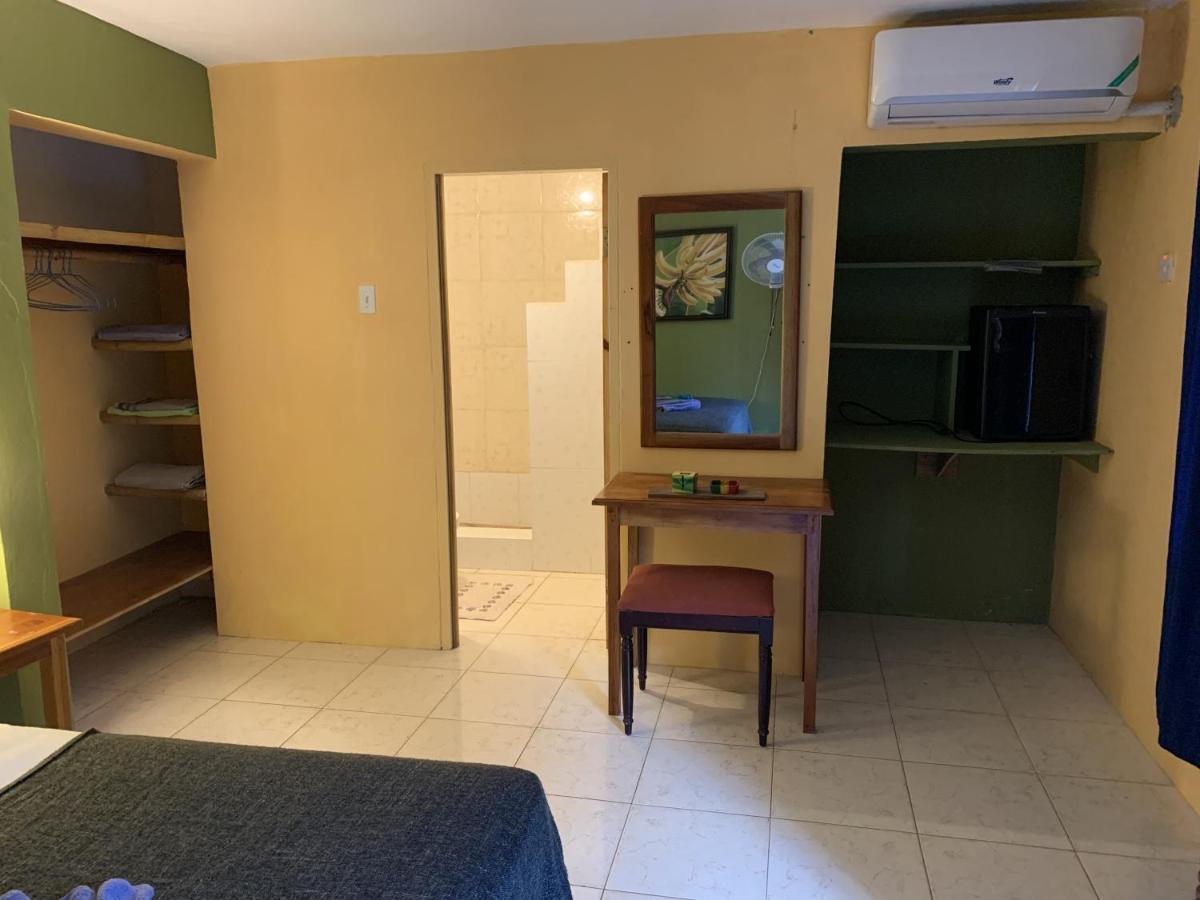 Can Jam Retreat Negril Luaran gambar